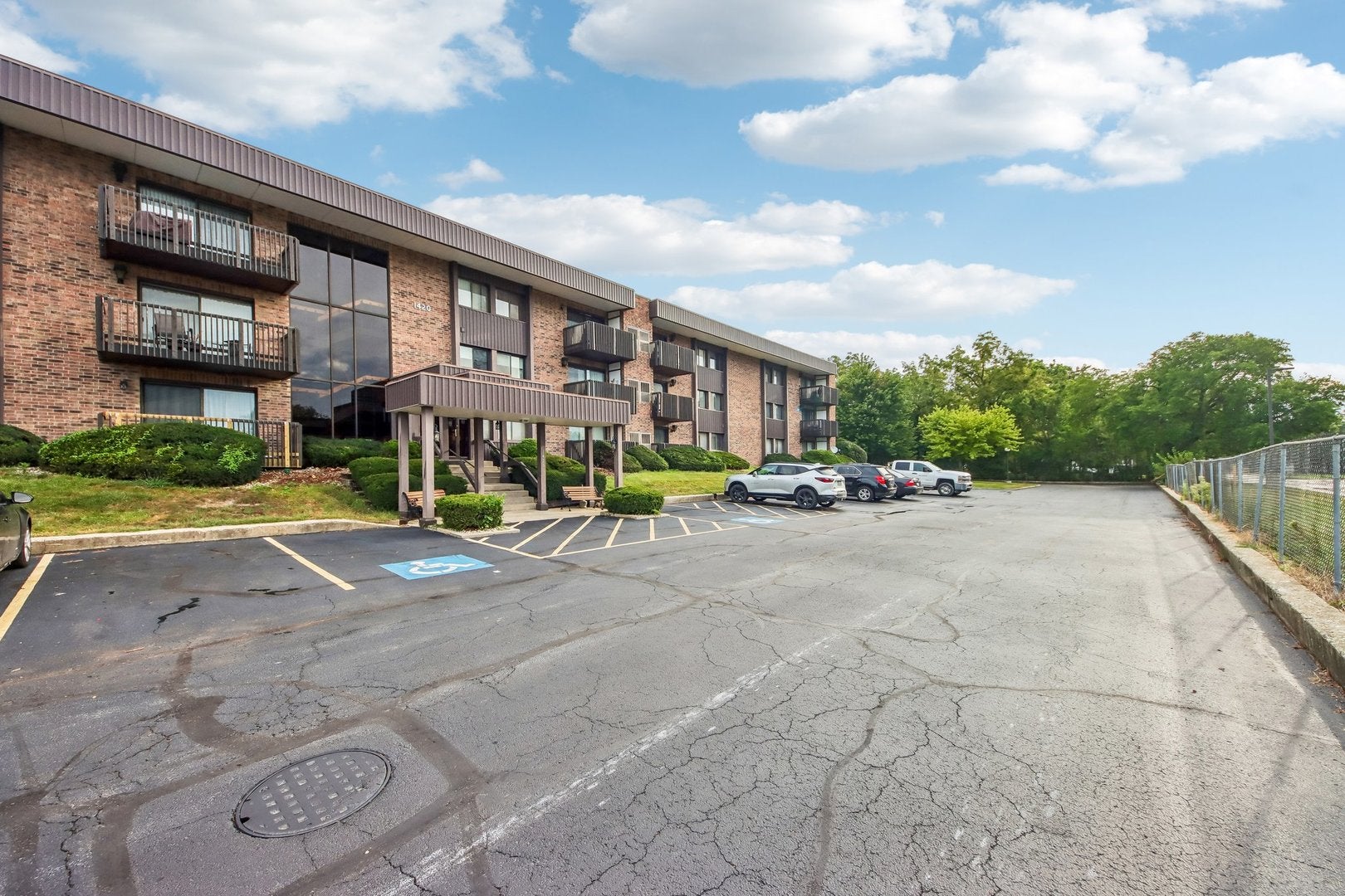1420 Woodbridge Road 3C