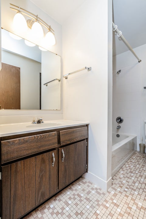 Tiny photo for 1717 Lakecliffe Drive #C, Wheaton, IL 60189 (MLS # 12758699)
