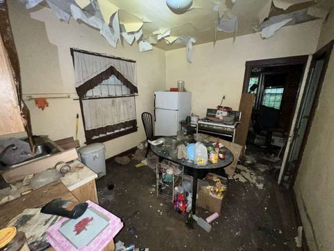 Tiny photo for 10103 S Aberdeen Street, Chicago, IL 60643 (MLS # 12502034)