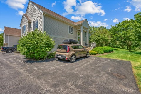 Tiny photo for 2433 Daybreak Court #2433, Elgin, IL 60123 (MLS # 12679634)
