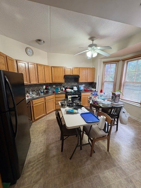 715 Astor Lane 201