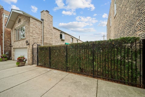 Tiny photo for 616 W 37th Street, Chicago, IL 60609 (MLS # 12738795)