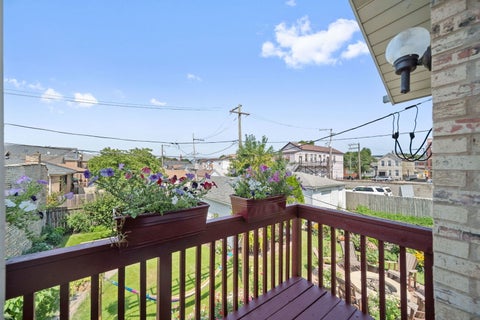Tiny photo for 616 W 37th Street, Chicago, IL 60609 (MLS # 12738795)