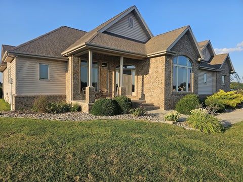 Tiny photo for 15228 E Holland Drive, Mt Vernon, IL 62864 (MLS # 12752603)