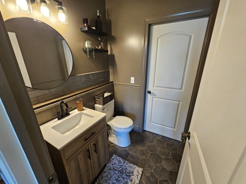 Tiny photo for 15228 E Holland Drive, Mt Vernon, IL 62864 (MLS # 12752603)