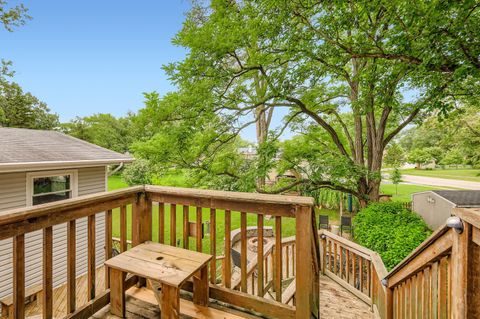 Tiny photo for 5904 Elm Street, Lisle, IL 60532 (MLS # 12447036)