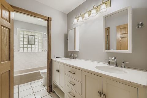 Tiny photo for 5904 Elm Street, Lisle, IL 60532 (MLS # 12447036)