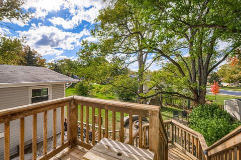 Tiny photo for 5904 Elm Street, Lisle, IL 60532 (MLS # 12447036)