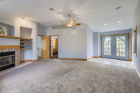 Tiny photo for 5904 Elm Street, Lisle, IL 60532 (MLS # 12447036)