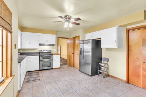 Tiny photo for 710 N Sycamore Street, Villa Grove, IL 61956 (MLS # 12352943)