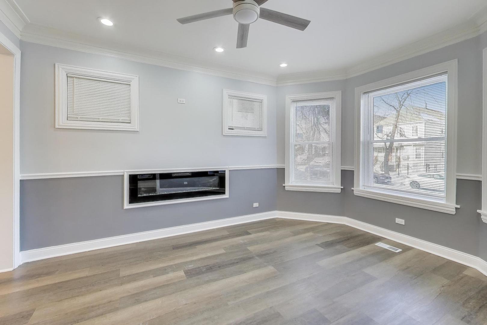 5317 W Van Buren Street