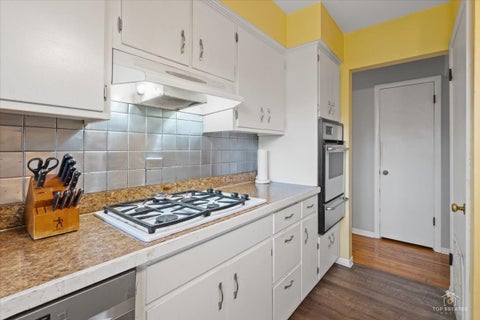 Tiny photo for 932 Forest Drive, Elgin, IL 60123 (MLS # 12778352)