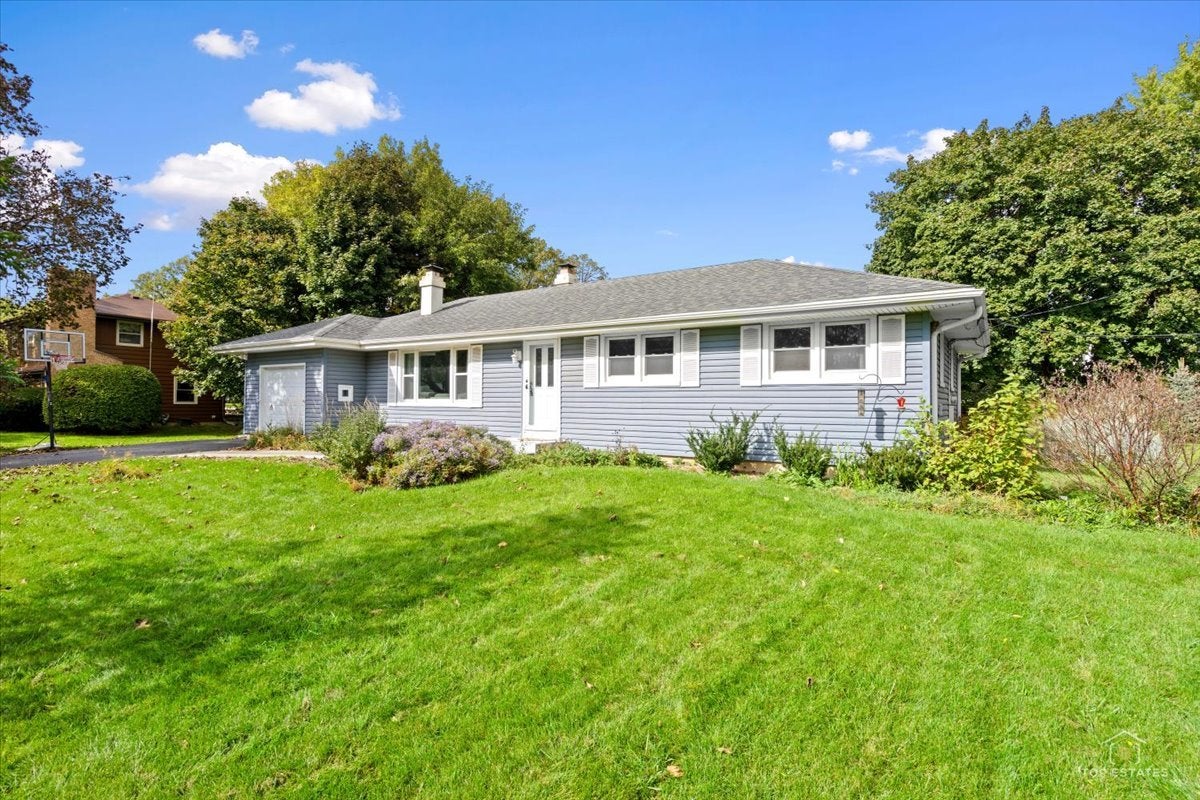 932 Forest Drive