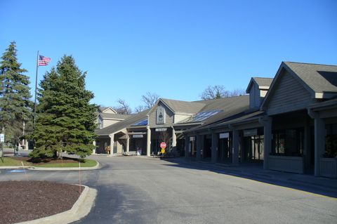 Tiny photo for 660 Old Barn Road #F-24, Lake Barrington, IL 60010 (MLS # 12456944)