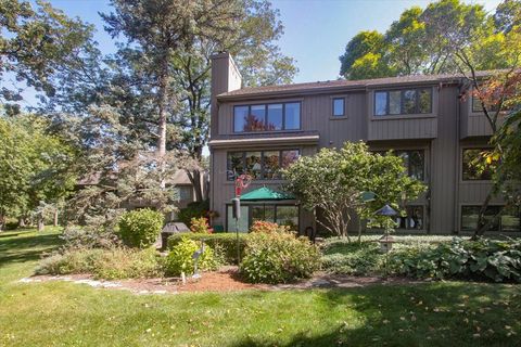 Tiny photo for 660 Old Barn Road #F-24, Lake Barrington, IL 60010 (MLS # 12456944)