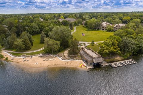 Tiny photo for 660 Old Barn Road #F-24, Lake Barrington, IL 60010 (MLS # 12456944)