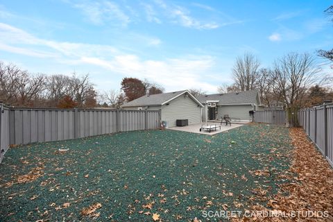 Tiny photo for 28W504 Rogers Avenue, Warrenville, IL 60555 (MLS # 12542247)