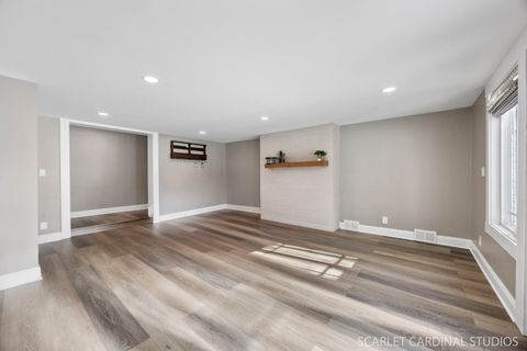 Tiny photo for 28W504 Rogers Avenue, Warrenville, IL 60555 (MLS # 12542247)