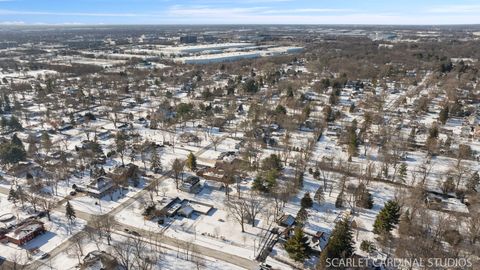 Tiny photo for 28W504 Rogers Avenue, Warrenville, IL 60555 (MLS # 12542247)