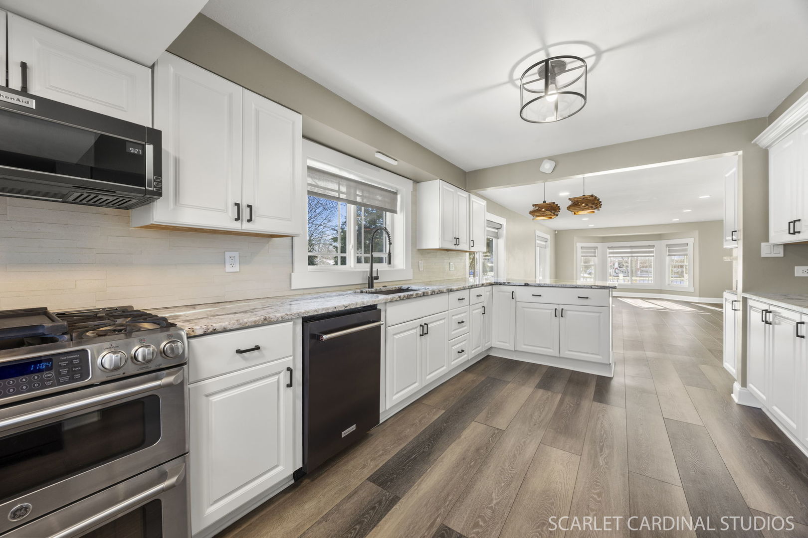 28W504 Rogers Avenue