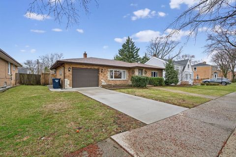 Tiny photo for 730 Newberry Avenue, La Grange Park, IL 60526 (MLS # 12635555)