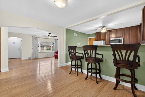 Tiny photo for 730 Newberry Avenue, La Grange Park, IL 60526 (MLS # 12635555)