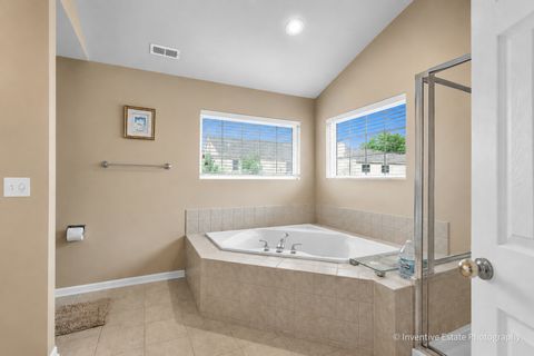 Tiny photo for 6096 Russell Drive, Hoffman Estates, IL 60192 (MLS # 12672908)