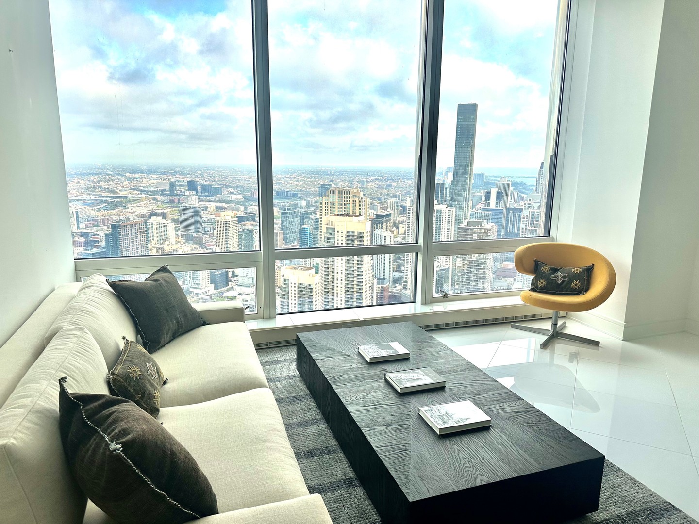 401 N Wabash Avenue 51C