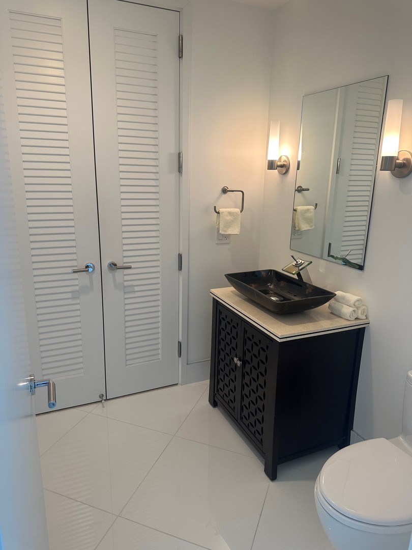 401 N Wabash Avenue 51C