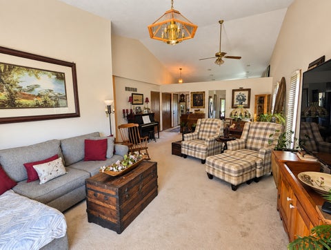 Tiny photo for 801 W Mckinley Road, Ottawa, IL 61350 (MLS # 12753526)