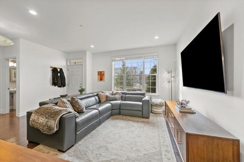 Tiny photo for 2137 Dauntless Drive, Glenview, IL 60026 (MLS # 12570876)