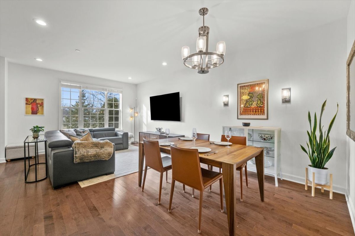 2137 Dauntless Drive