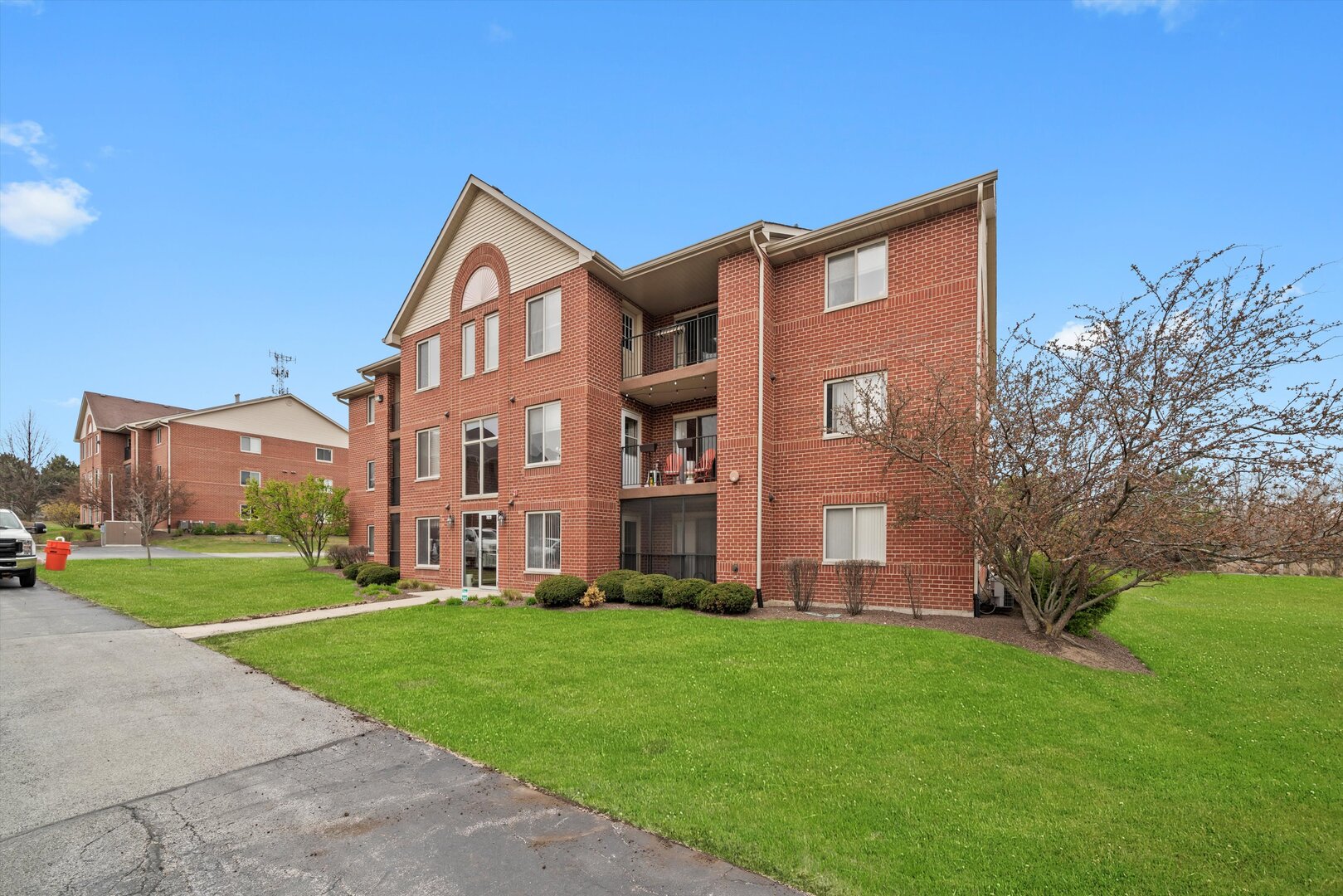 7020 Heritage Circle 6-1A