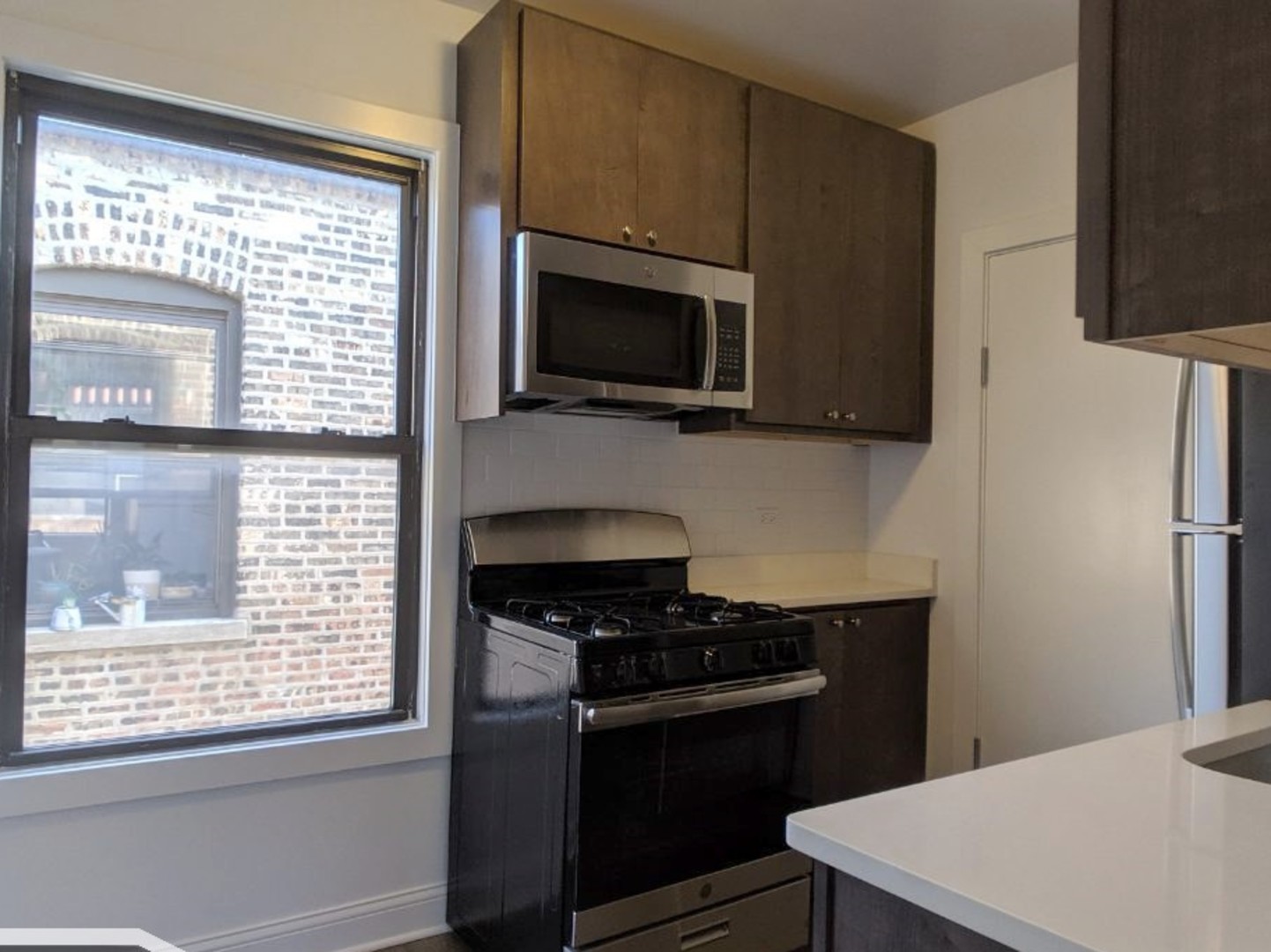 2641 N Spaulding Avenue 3E