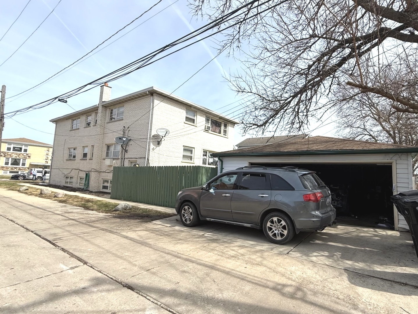 6561 W Cornelia Avenue