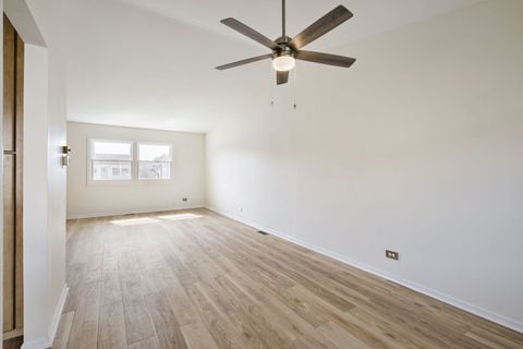 Tiny photo for 4441 HARBOR Circle, Hoffman Estates, IL 60192 (MLS # 12599908)