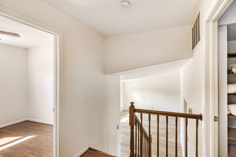 Tiny photo for 4441 HARBOR Circle, Hoffman Estates, IL 60192 (MLS # 12599908)