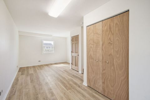 Tiny photo for 4441 HARBOR Circle, Hoffman Estates, IL 60192 (MLS # 12599908)