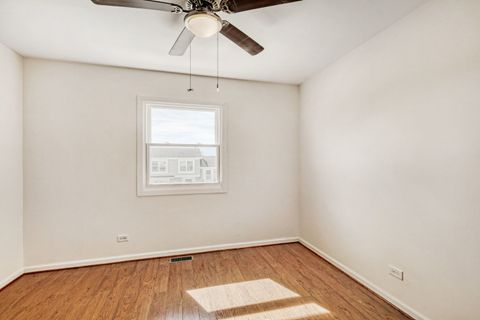 Tiny photo for 4441 HARBOR Circle, Hoffman Estates, IL 60192 (MLS # 12599908)