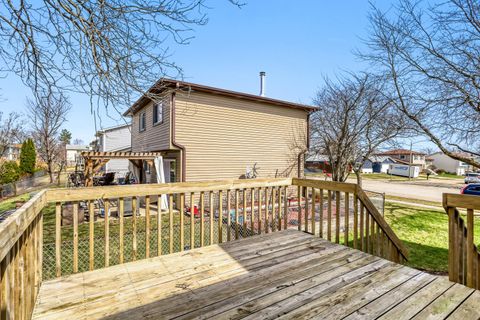 Tiny photo for 4441 HARBOR Circle, Hoffman Estates, IL 60192 (MLS # 12599908)