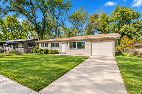 Photo of 15326 Cherry Lane, Markham, IL 60428 (MLS # 12789721)