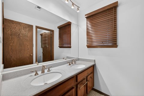 Tiny photo for 236 Saugus Lane, Schaumburg, IL 60173 (MLS # 12623615)