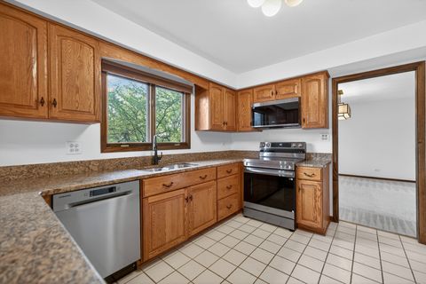 Tiny photo for 236 Saugus Lane, Schaumburg, IL 60173 (MLS # 12623615)