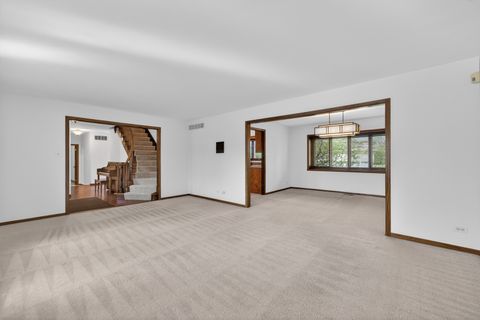 Tiny photo for 236 Saugus Lane, Schaumburg, IL 60173 (MLS # 12623615)