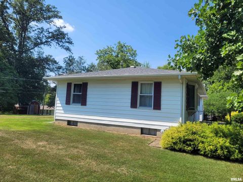 Tiny photo for 601 NORA Lane, Mt Vernon, IL 62864 (MLS # EB460707)