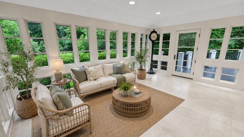 Tiny photo for 3 Hillburn Court, North Barrington, IL 60010 (MLS # 12688325)