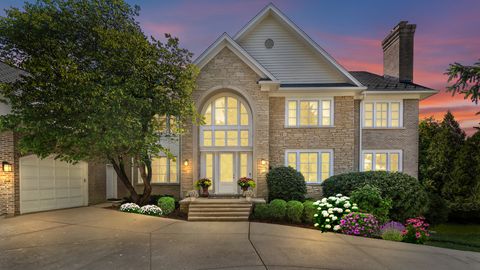 Tiny photo for 3 Hillburn Court, North Barrington, IL 60010 (MLS # 12688325)