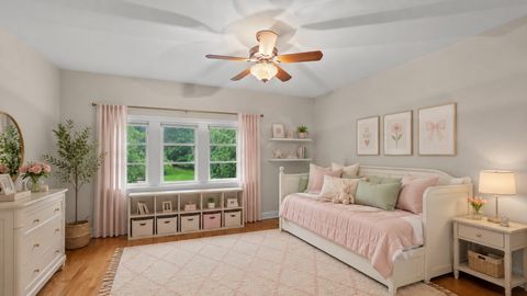 Tiny photo for 3 Hillburn Court, North Barrington, IL 60010 (MLS # 12688325)