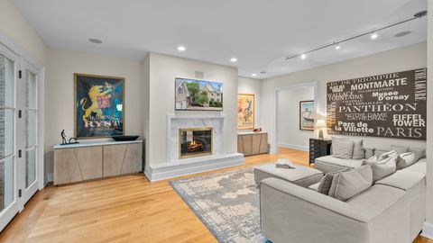 Tiny photo for 3 Hillburn Court, North Barrington, IL 60010 (MLS # 12688325)