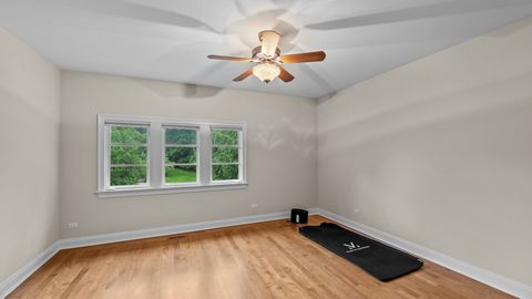 Tiny photo for 3 Hillburn Court, North Barrington, IL 60010 (MLS # 12688325)